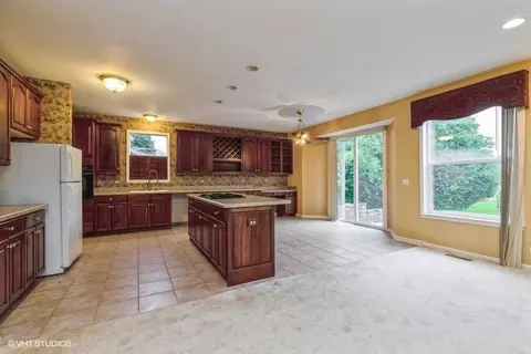 1449 Sutton Pl, Gurnee, IL 60031 photo 8