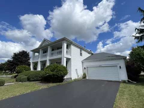 1449 Sutton Pl, Gurnee, IL 60031 photo 2