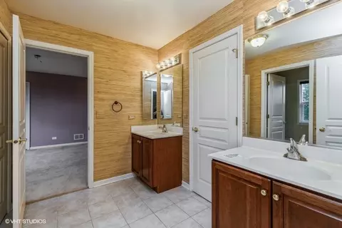 1449 Sutton Pl, Gurnee, IL 60031 photo 22