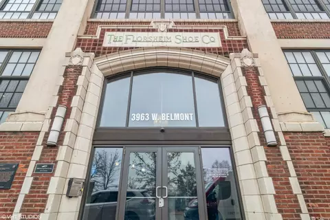 3963 W Belmont Ave #413, Chicago, IL 60618