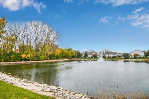 633 Arbor Cir, Lakemoor, IL 60051 photo 27