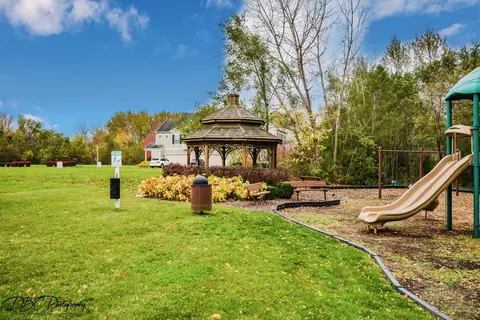 633 Arbor Cir, Lakemoor, IL 60051 photo 24