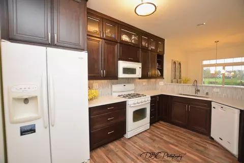 633 Arbor Cir, Lakemoor, IL 60051 photo 3