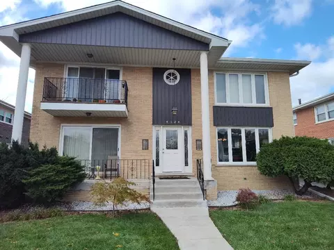4524 Elm Ave, Brookfield, IL 60513