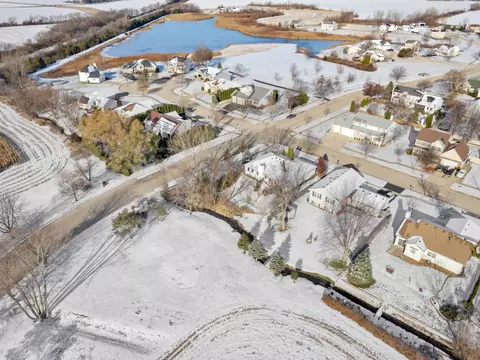 1308 Willow Ln, Harvard, IL 60033 photo 21