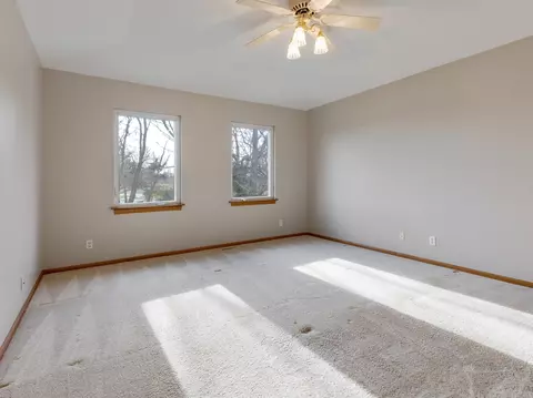 1308 Willow Ln, Harvard, IL 60033 photo 9