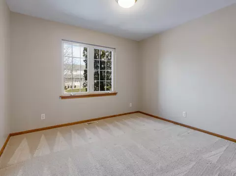 1308 Willow Ln, Harvard, IL 60033 photo 10