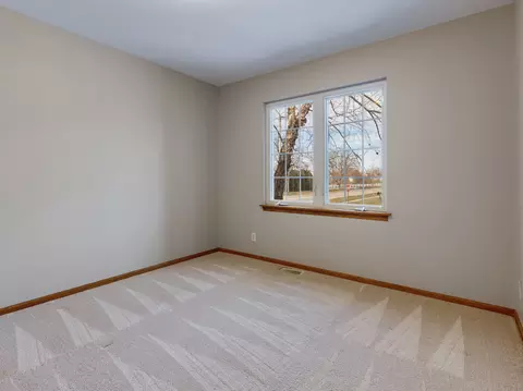 1308 Willow Ln, Harvard, IL 60033 photo 11