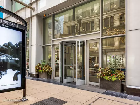 8 E Randolph St #1005, Chicago, IL 60601 photo 3