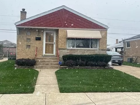 8013 S Kolin Ave, Chicago, IL 60652