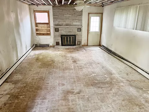 31478 Center St, Chenoa, IL 61726 photo 8