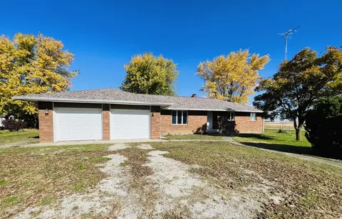 2711 N 1800 East Rd, Piper City, IL 60959