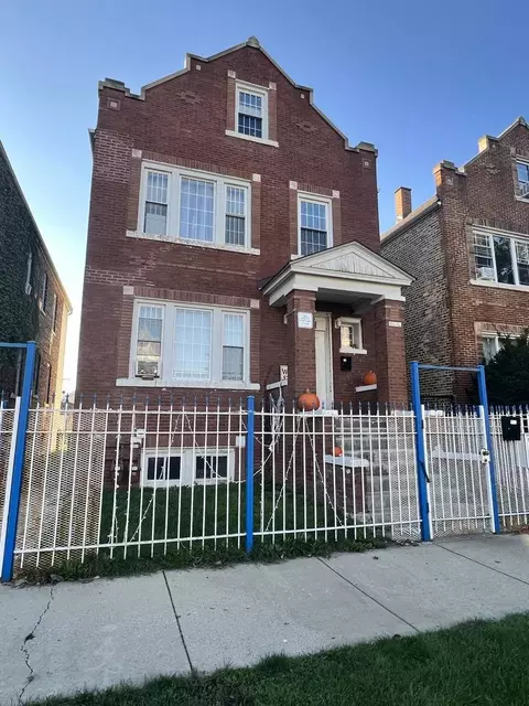 5014 S Artesian Ave, Chicago, IL 60632