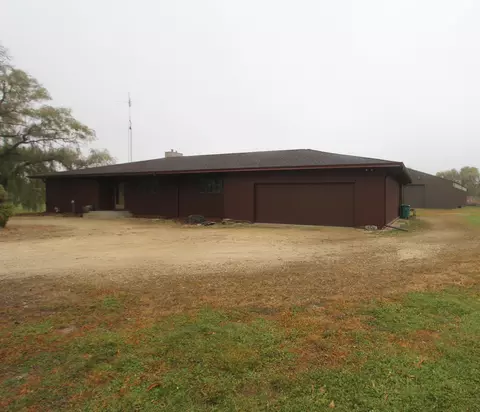 35 W385 Lathrop Ln, Dundee, IL 60118