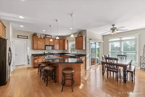 861 Independence Ave, Elburn, IL 60119 photo 6
