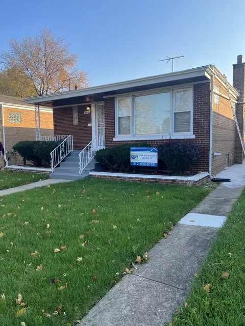 12645 S Yale Ave, Chicago, IL 60628