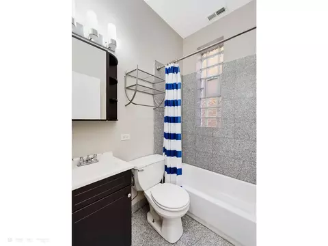 1451 N Rockwell St, Chicago, IL 60622 photo 10