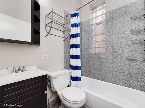 1451 N Rockwell St, Chicago, IL 60622 photo 9