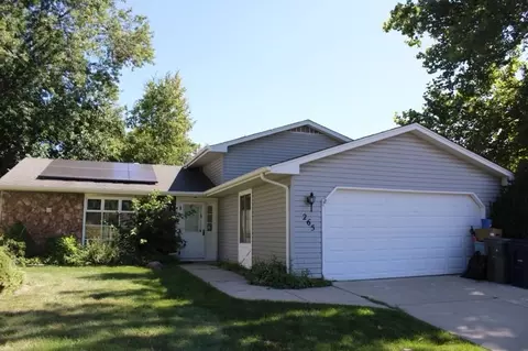 265 Longford Dr, Elgin, IL 60120 photo 2