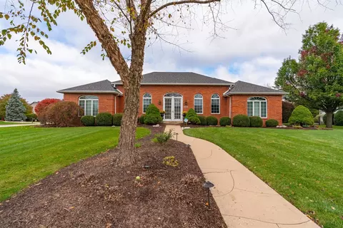 3402 Stephanie Rd, Bloomington, IL 61704 photo 4