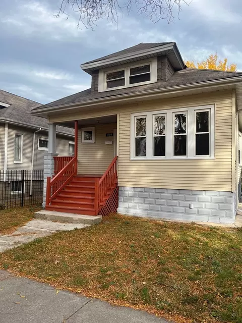11919 S Yale Ave, Chicago, IL 60628