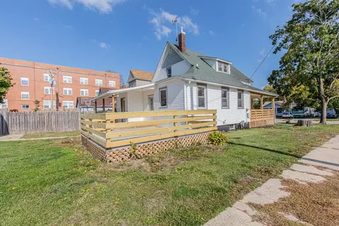 531 Elliott St, Kewanee, IL 61443 photo 3