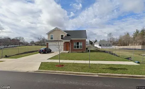 2021 Maple Ave, Hanover Park, IL 60133