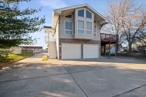 711 N Bridge St, Yorkville, IL 60560