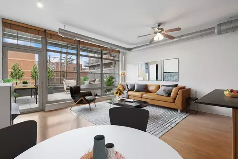 1200 W Monroe St #318, Chicago, IL 60607 photo 2
