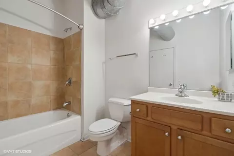 1200 W Monroe St #318, Chicago, IL 60607 photo 13