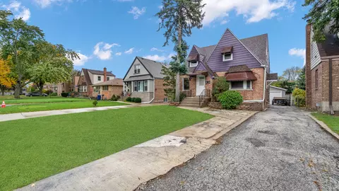 1547 N Lee Blvd, Berkeley, IL 60163 photo 4