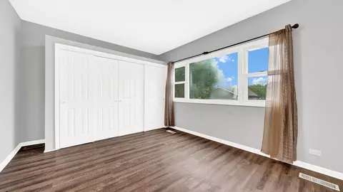 1547 N Lee Blvd, Berkeley, IL 60163 photo 16