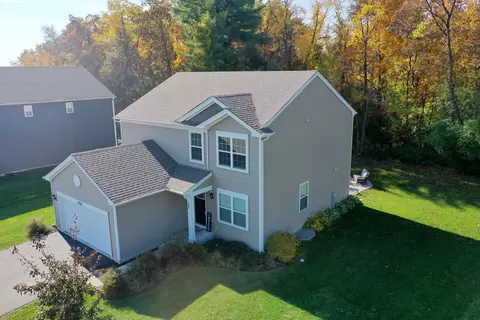 2265 Preswick Ln, Woodstock, IL 60098