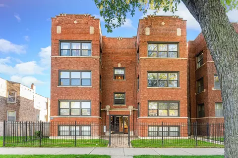 6825 S Harper Ave #1S, Chicago, IL 60637