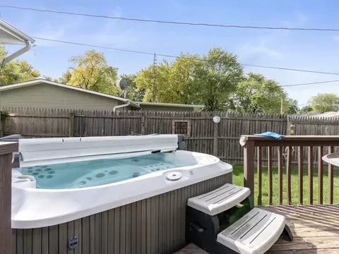 715 Springbrook Dr, Aurora, IL 60506 photo 15