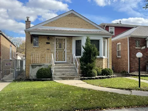 10633 S Lowe Ave, Chicago, IL 60628
