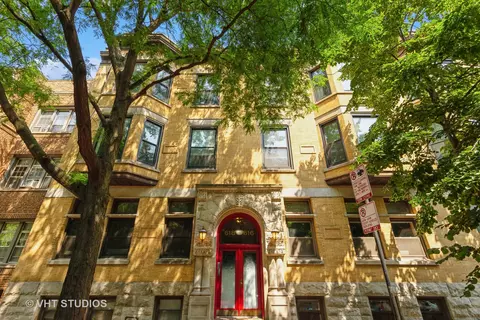 616 W Barry Ave #G, Chicago, IL 60657