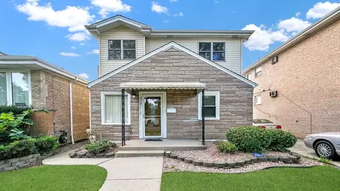 6230 S Mulligan Ave, Chicago, IL 60638