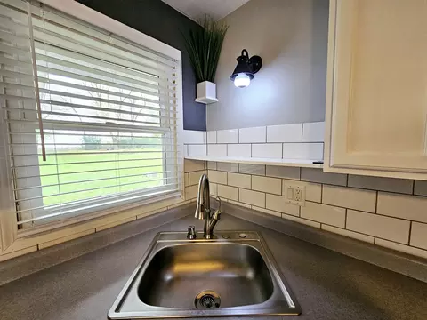 9502 3rd Ave, Cary, IL 60013 photo 7