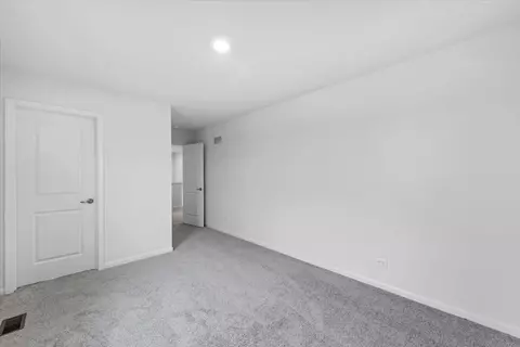 115 Hedgerow Dr, Elgin, IL 60124 photo 22
