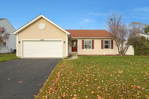10478 Evendale Rd, Huntley, IL 60142