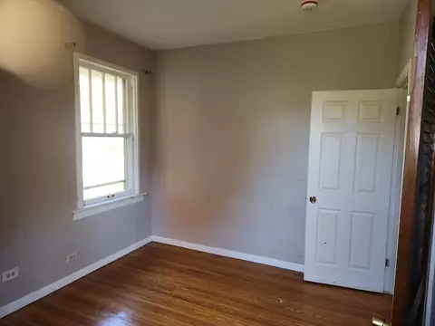 627 E Prairie Ave, Des Plaines, IL 60016 photo 10