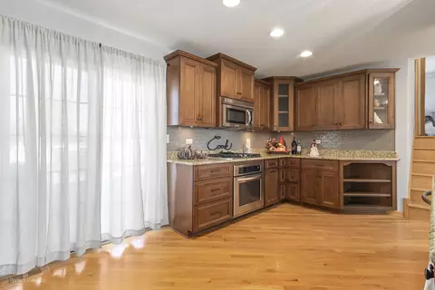 1720 Root St, Crest Hill, IL 60403 photo 8