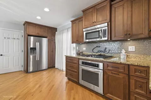 1720 Root St, Crest Hill, IL 60403 photo 10