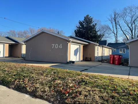 704 N Prospect Ave, Champaign, IL 61820
