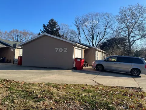 702 N Prospect Ave, Champaign, IL 61820