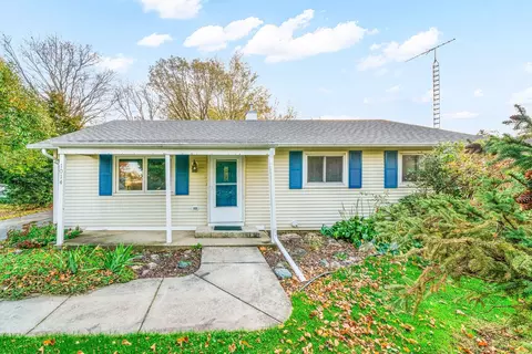 1014 Castle St, Sandwich, IL 60548