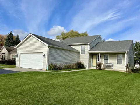 10446 W Yale Ave, Beach Park, IL 60099