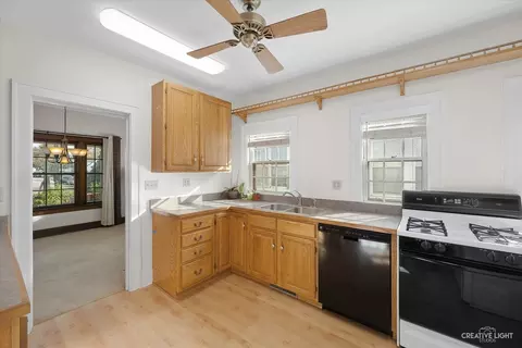 841 Fifth St, Aurora, IL 60505 photo 9
