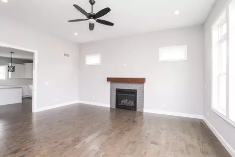 Living - 2671 Billings Dr, Normal, IL 61761 photo 2 of 4